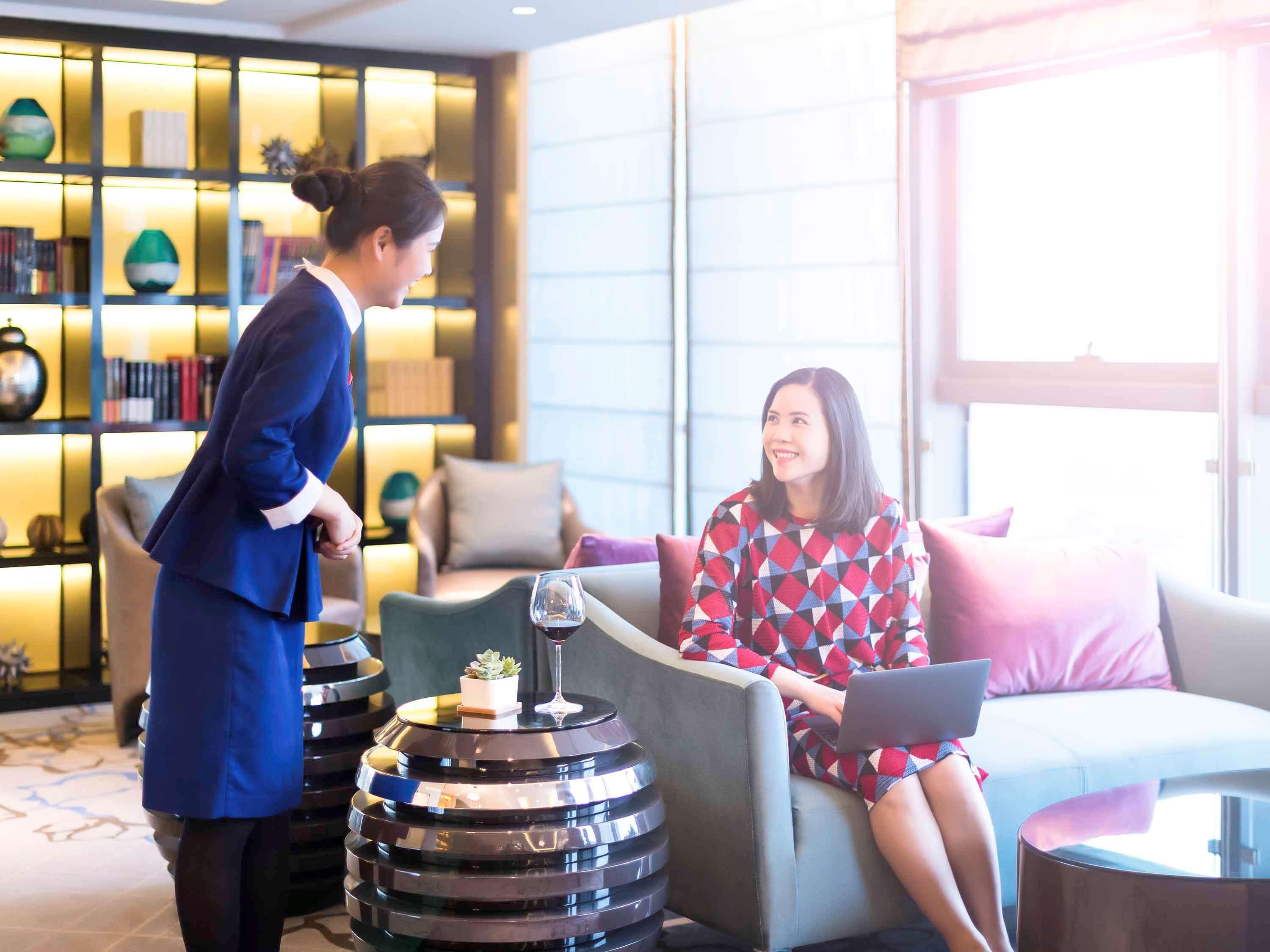 Novotel Ningbo East Exterior photo