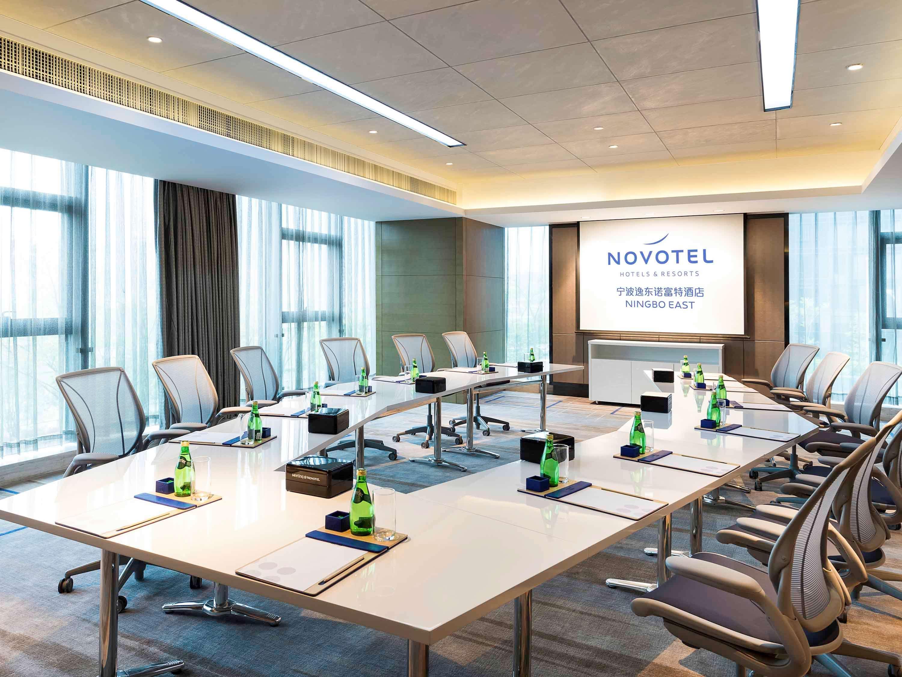Novotel Ningbo East Exterior photo