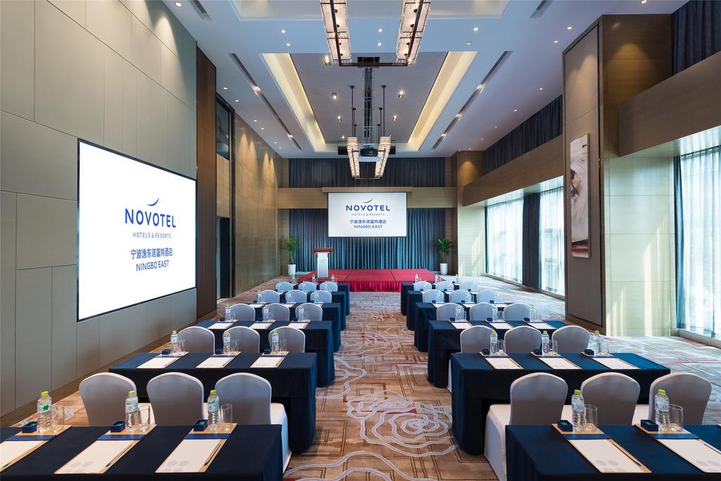 Novotel Ningbo East Exterior photo